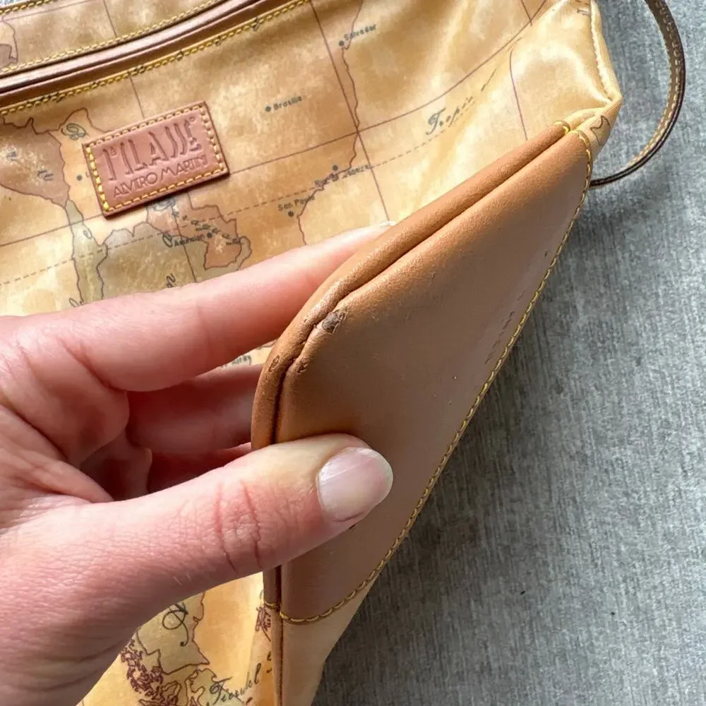 1a Classe Alviero Martini Geo Classic Crossbody Bag - Picture 8 of 12